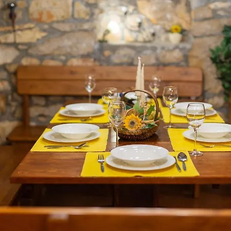 Villa Charming Villa