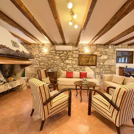 Villa Villa Charming Sveti Ivan Dobrinjski