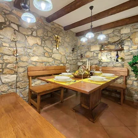 Villa Villa Charming Sveti Ivan Dobrinjski