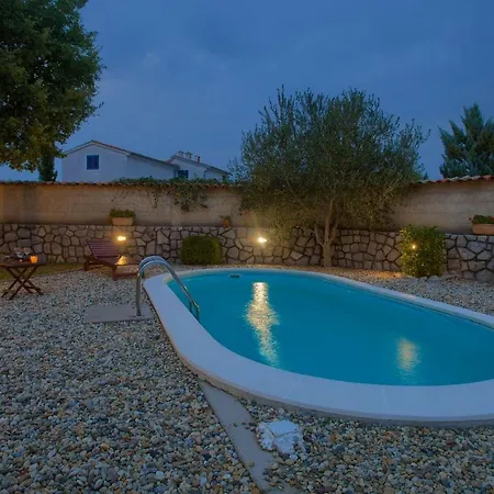 Villa Villa Charming