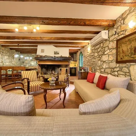 Villa Villa Charming *